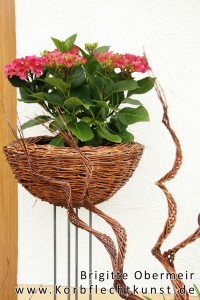 Blumenständer und Spiralen