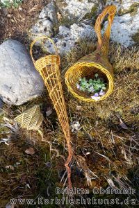 Füllhorn, Spitztüte und Windlicht